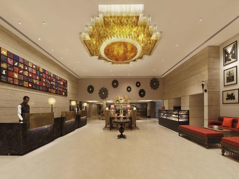 Grand Mercure Surya Palace Hotel